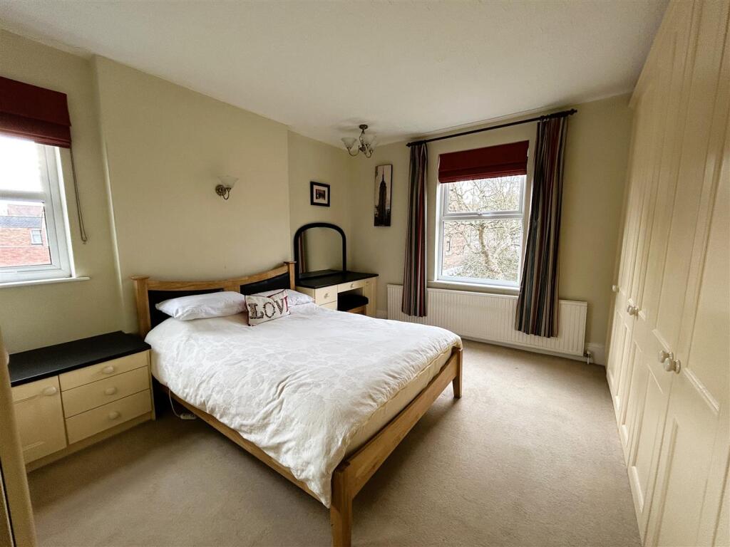 bed 3.JPG
