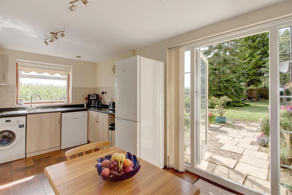 Kitchen/breakfast room 2