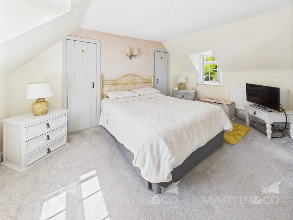 CAM02406G0-PR0460...