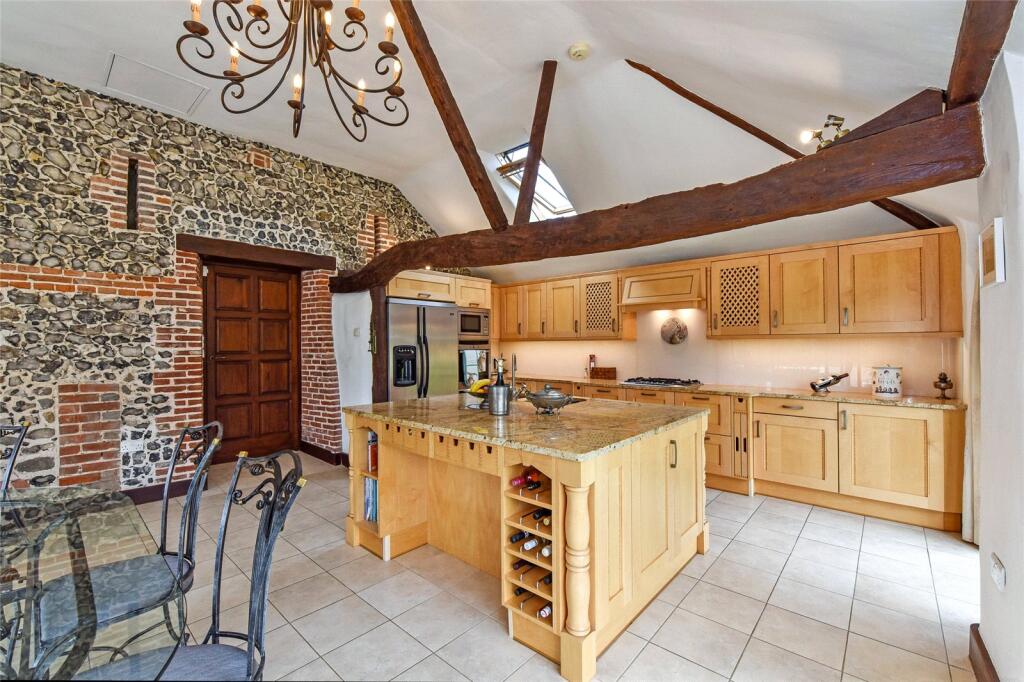 Living/Dining/Kitchn