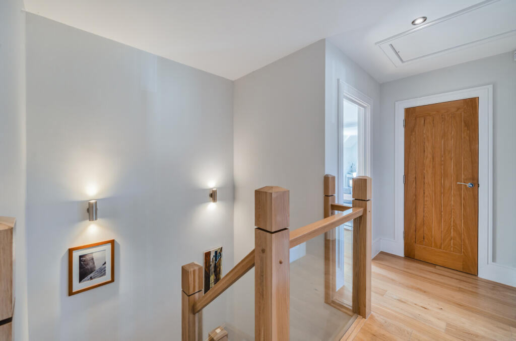 1321753-22-686d65...