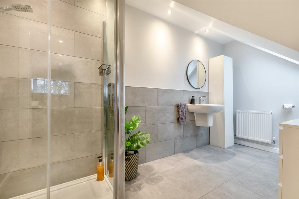 8578201-interior03.jpg