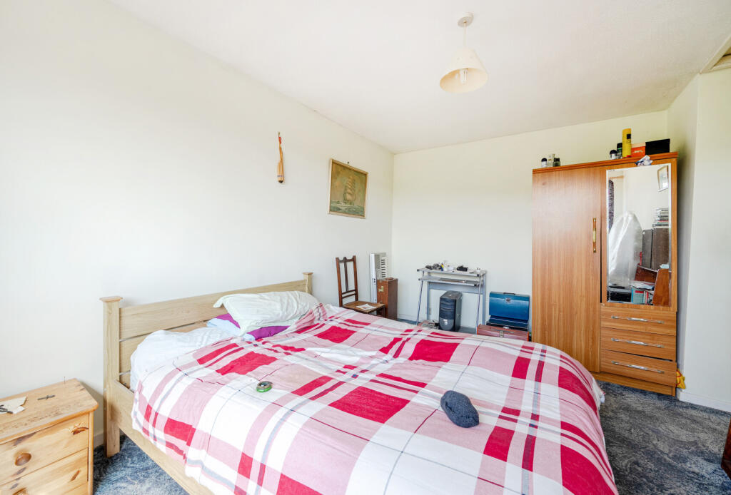 1316984-7-68626d3...