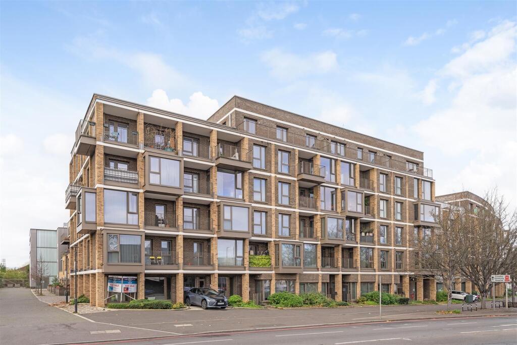 Purley Way-15.JPG