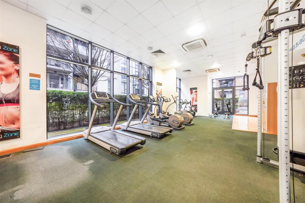 Flat 304, Kerensky House - CVB07Zmuw12OtPP3njOJ.jp