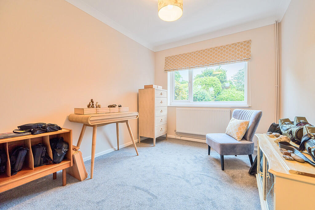 1302782-9-6841867...