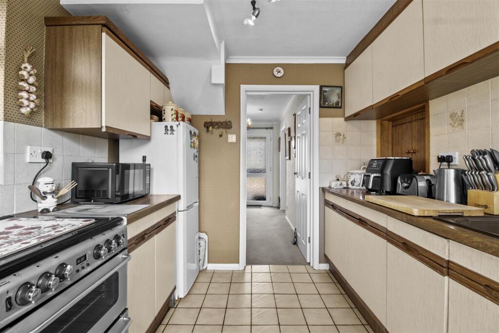 kitchen #4.jpg