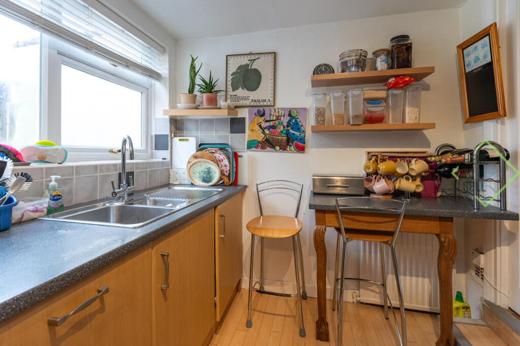 Cornwallis Grove N9-20