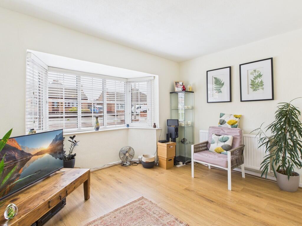 CAM04578G0-PR0024...