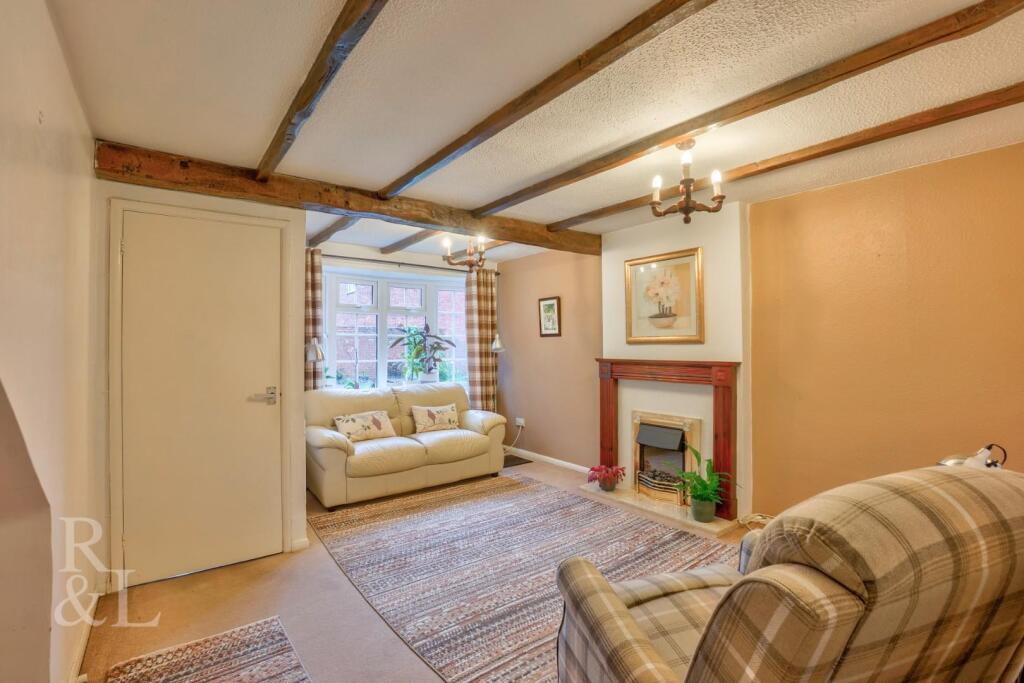 10 Trinity Court (1).jpg