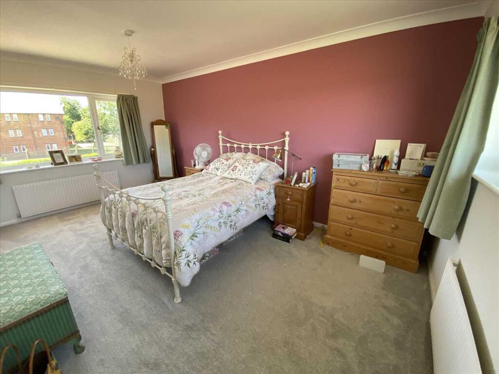 Bedroom 1: