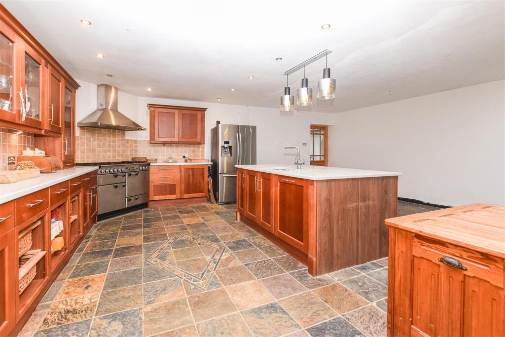 Constables - White Cottage-5.jpg