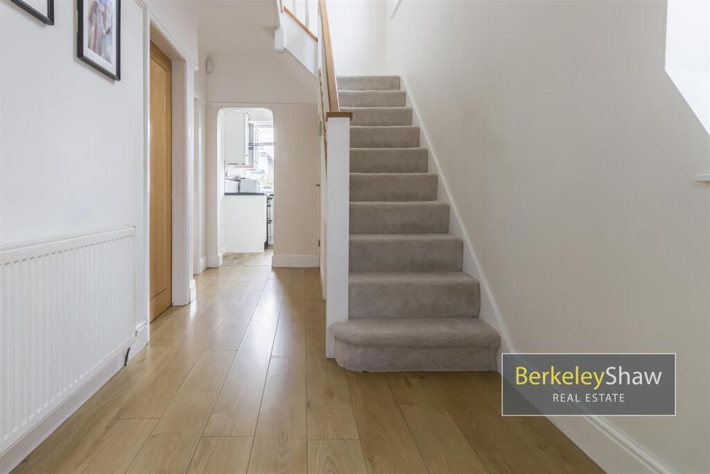 Thornfield Road Thornton L23