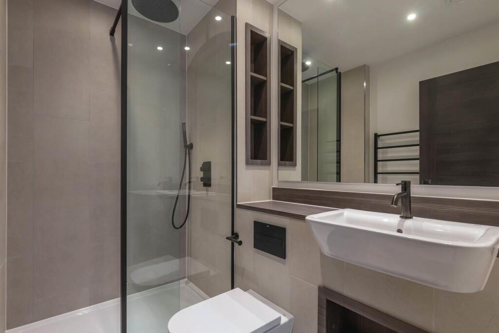 Ensuite