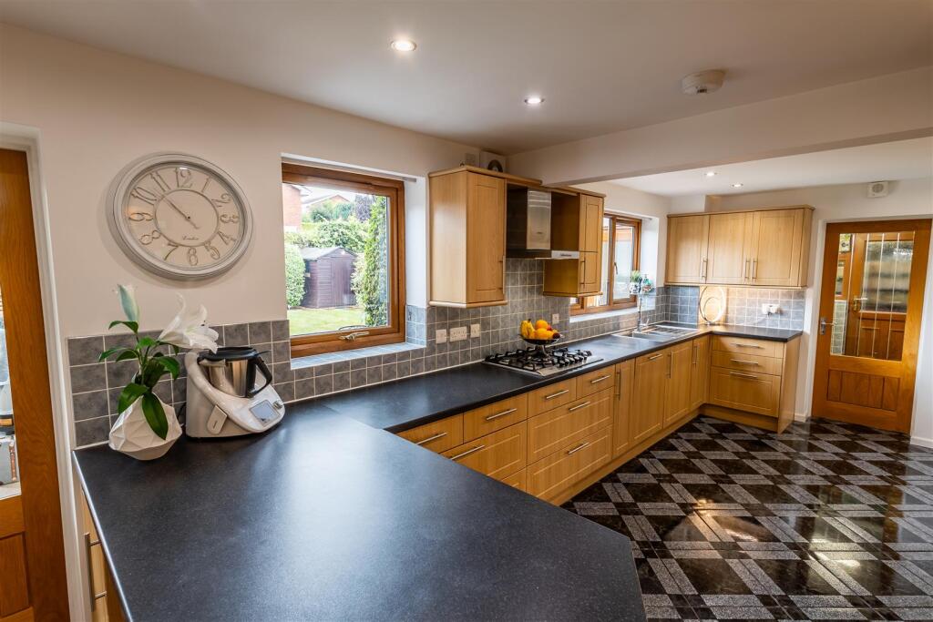 5 High Ridge Way-35.jpg