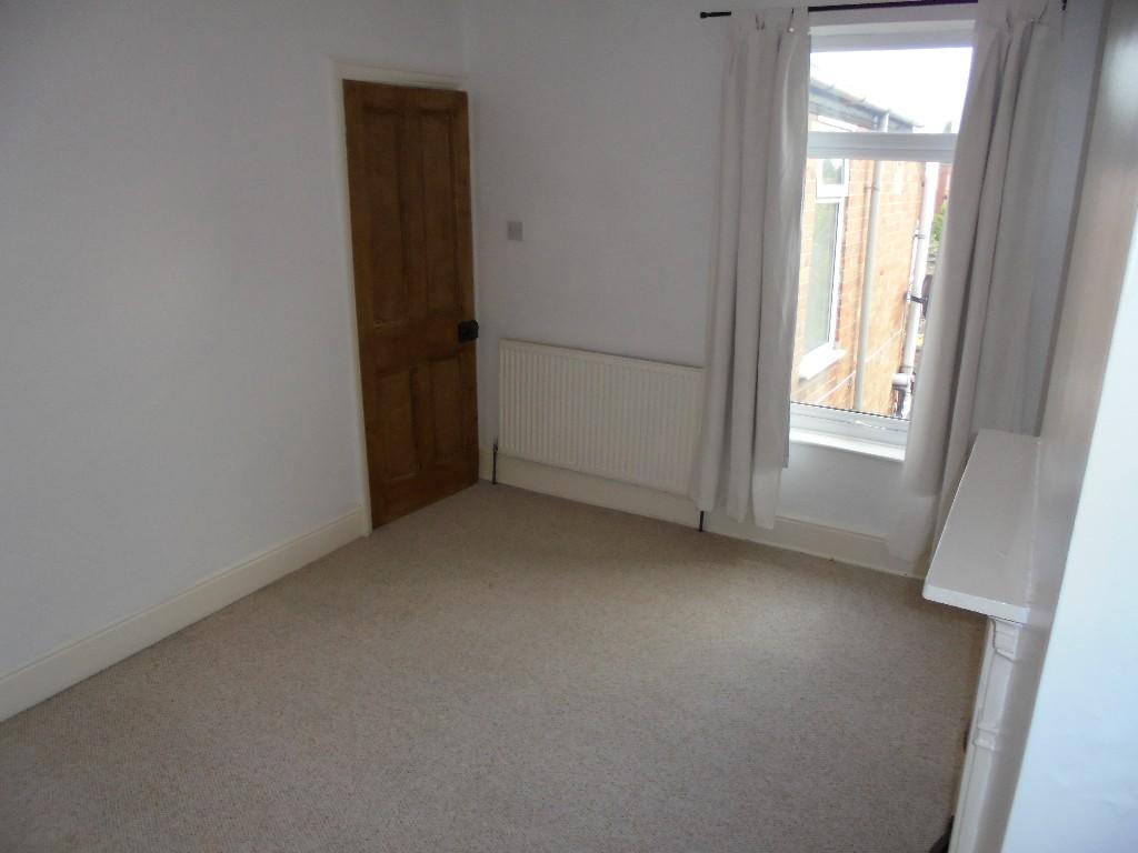 Bed 2 Rear