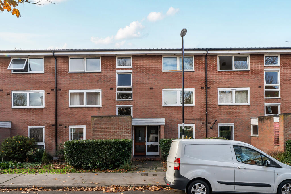 2495efab-c1df-4f3...