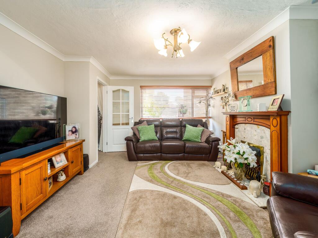 Living Room (view a)