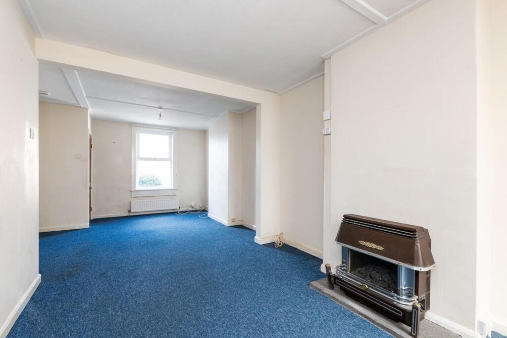 25 Highland Road, Bath BA2 1DY-2.jpg