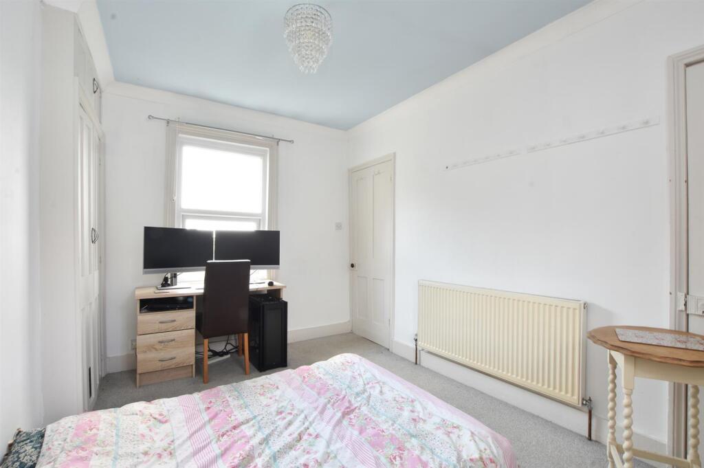 Bedrom