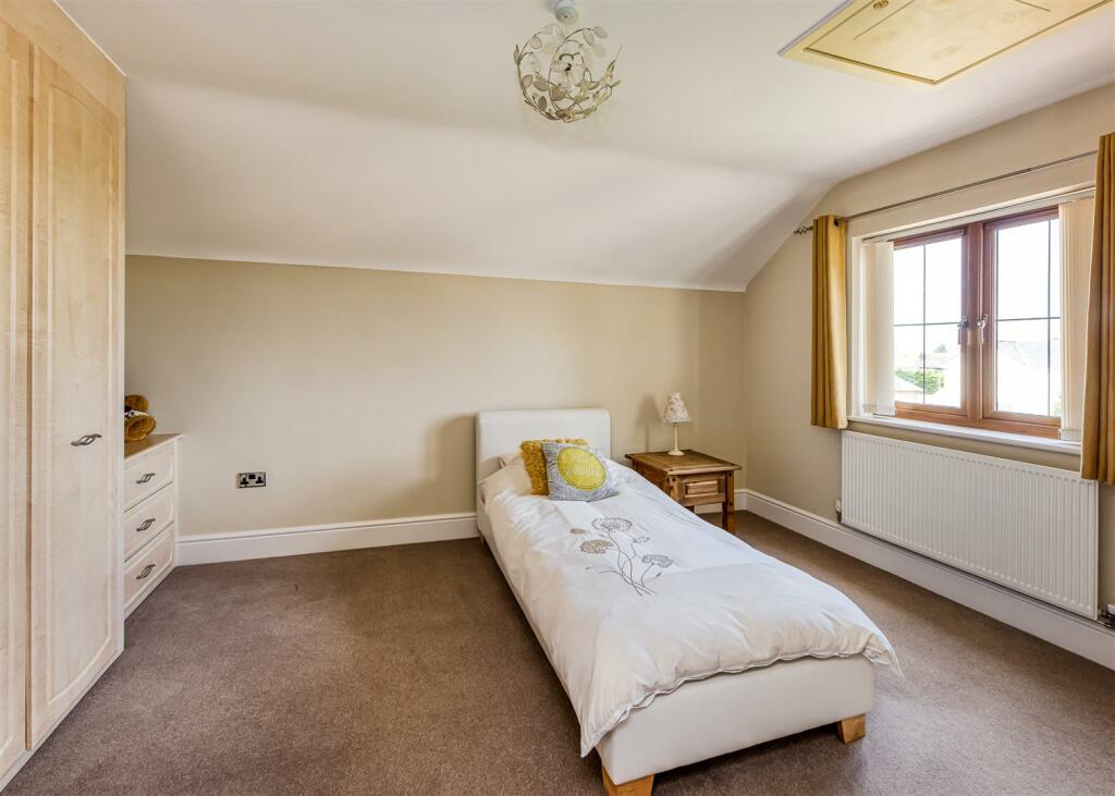 Mimosa Lodge-bed3.jpg