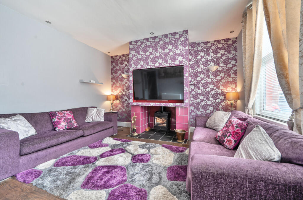 1328651-4-688744e...