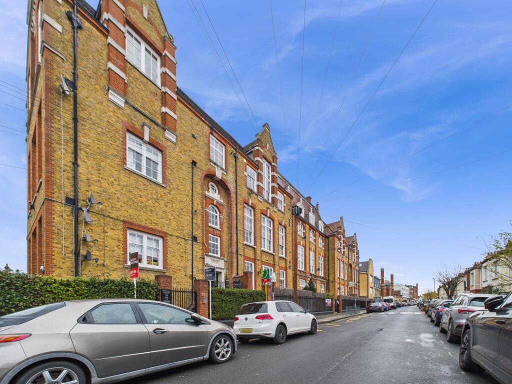Broadway Lofts, Tooting Broadway