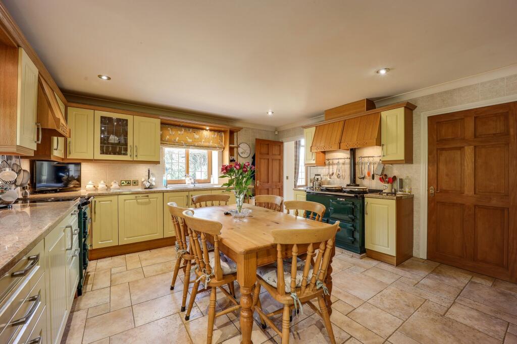 Kitchen/Breakfast Room
