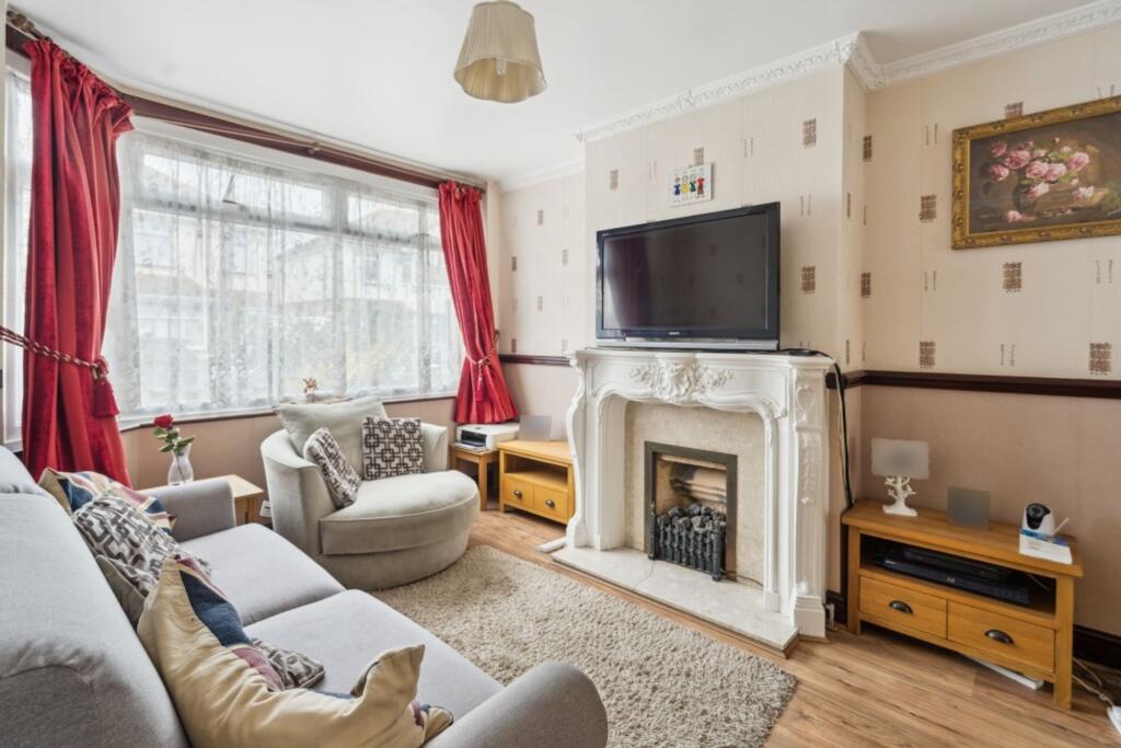 Living/Dining Room