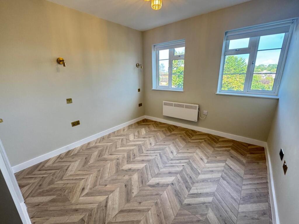 Bedroom 4.jpeg
