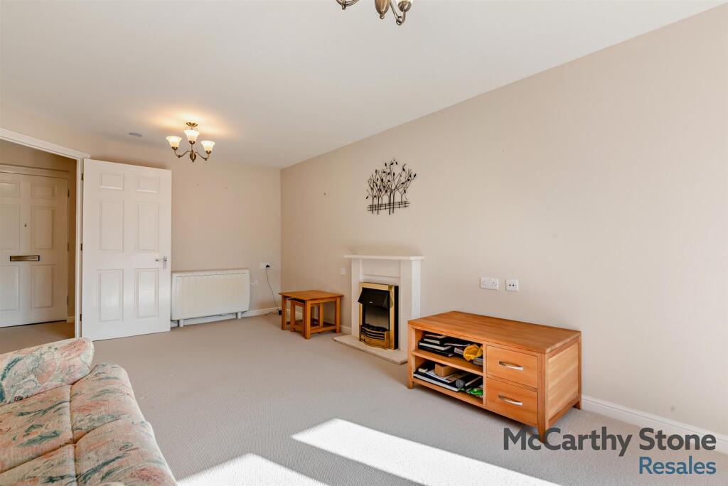 8638244-interior11-800.jpg