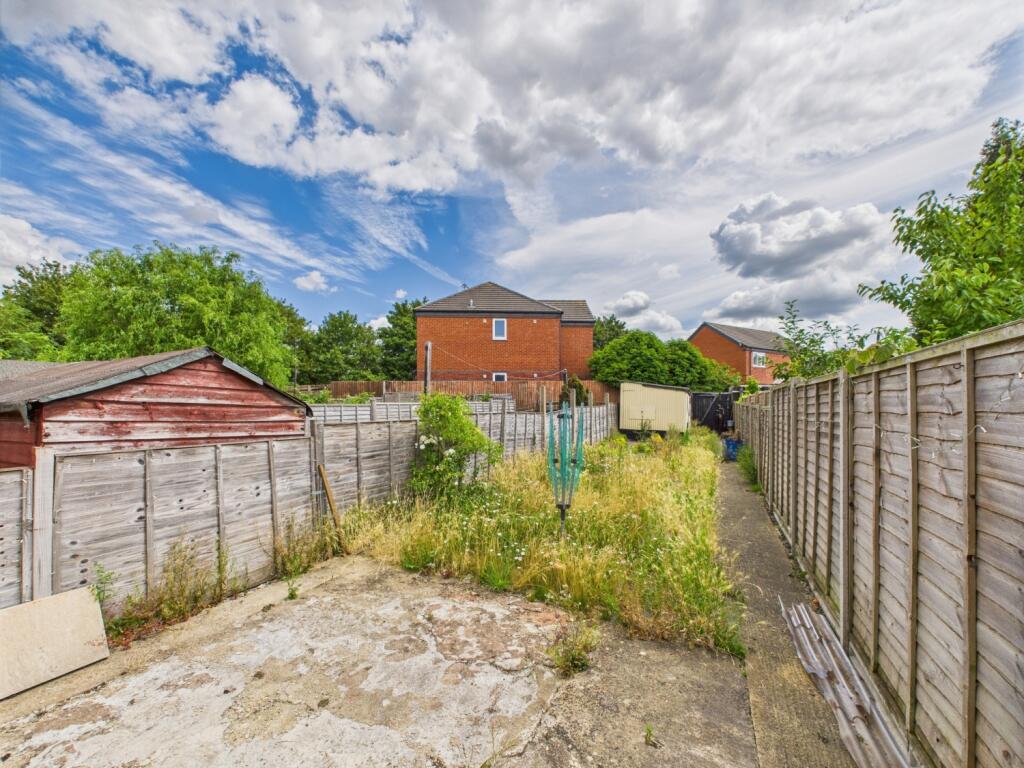 CAM03062G0-PR0174-STILL012