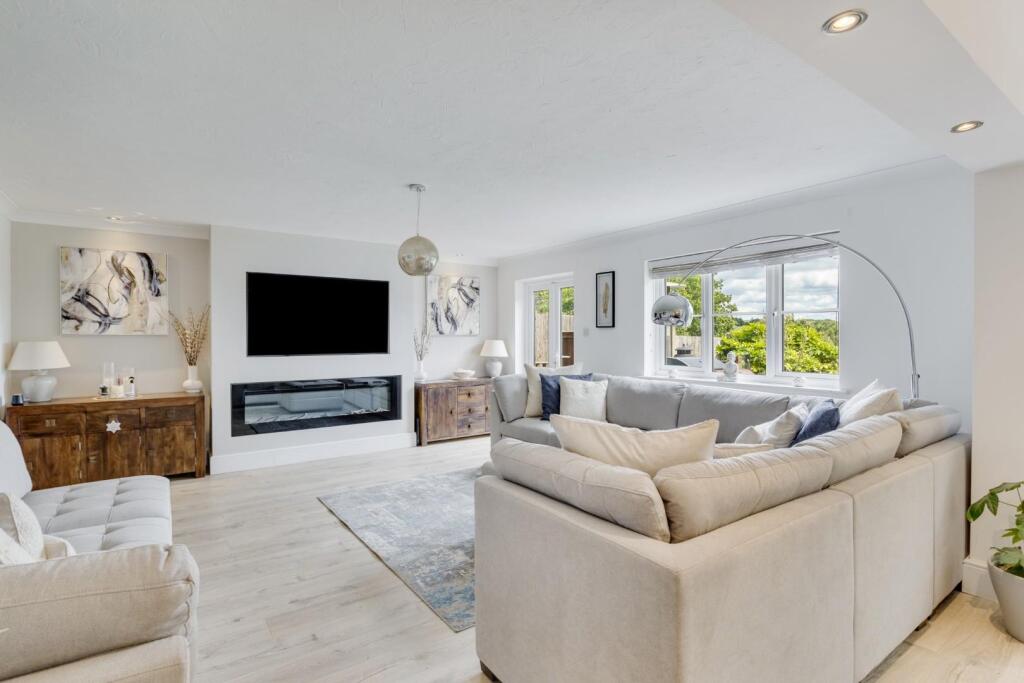 Garden Terrace 5-53.jpg