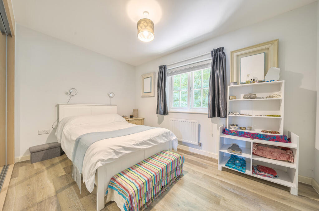 1316836-19-6862af...