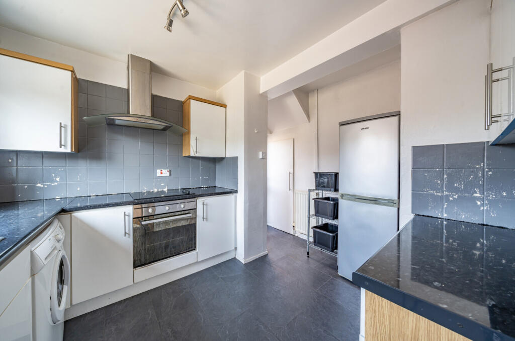 1334651-26-689f6c...