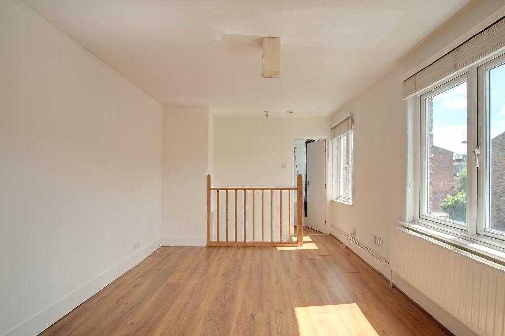 Photo 09