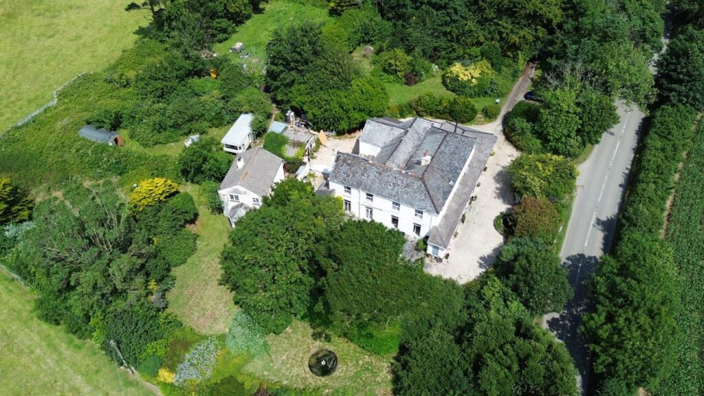 Ruan High Lanes, Truro, TR2