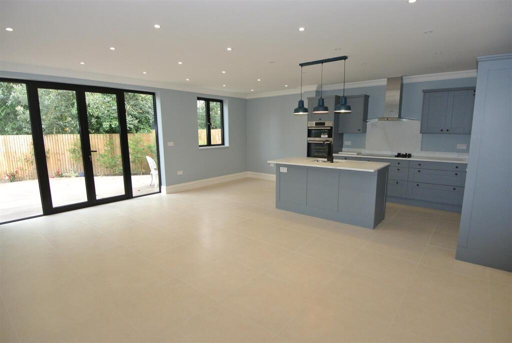 Kitchen Breakfast Family Room.JPG