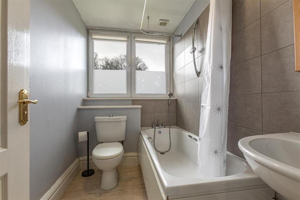 14 Glentress Apartments Melrose 18.JPG
