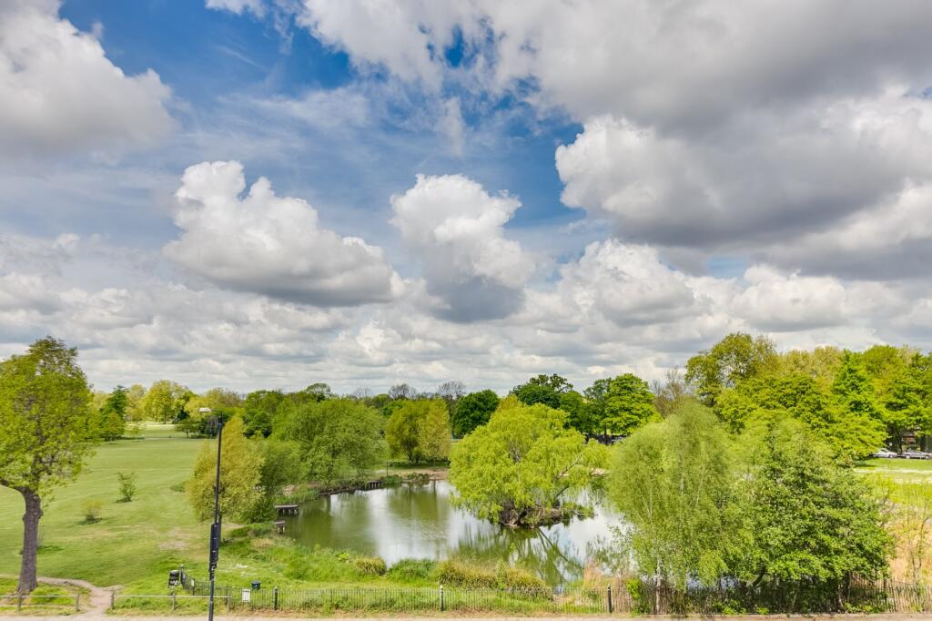 property in Clapham Common South Side, 
Clapham South, SW4