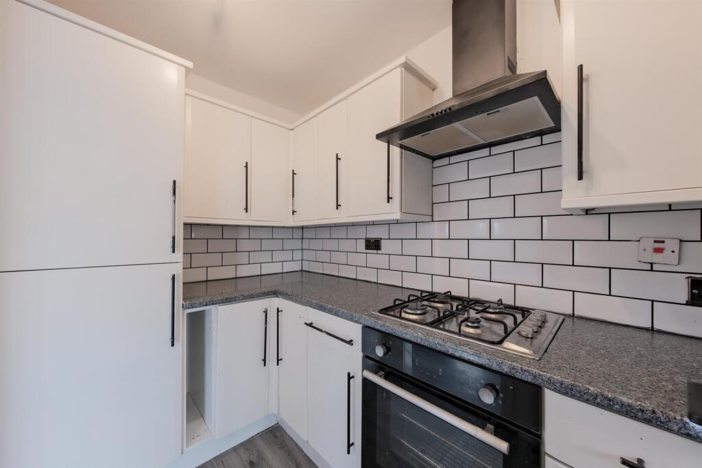 014-32 Cairn Court, Motherwell, ML1 1TD.jpg