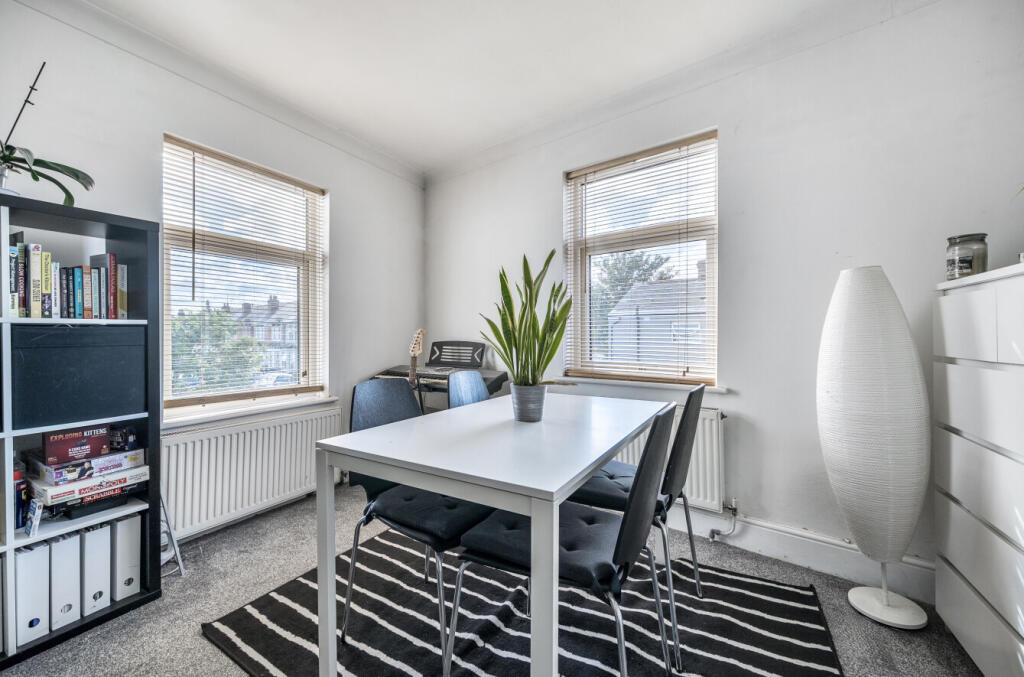 1359048-10-68d51b...