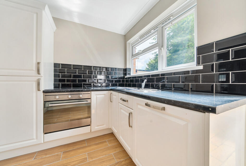 1327956-6-687e2bd...