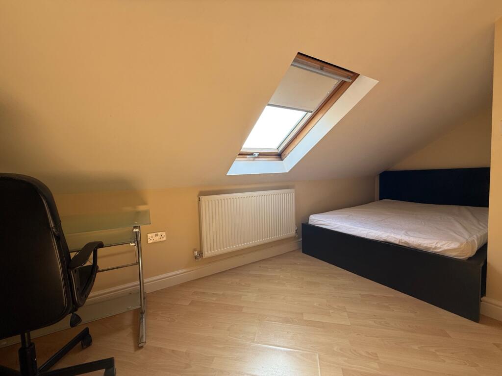 Call 02920 668585 to secure your viewing _7