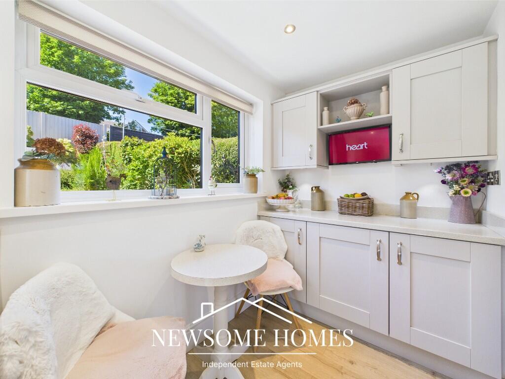 Kitchen/Breakfast RM