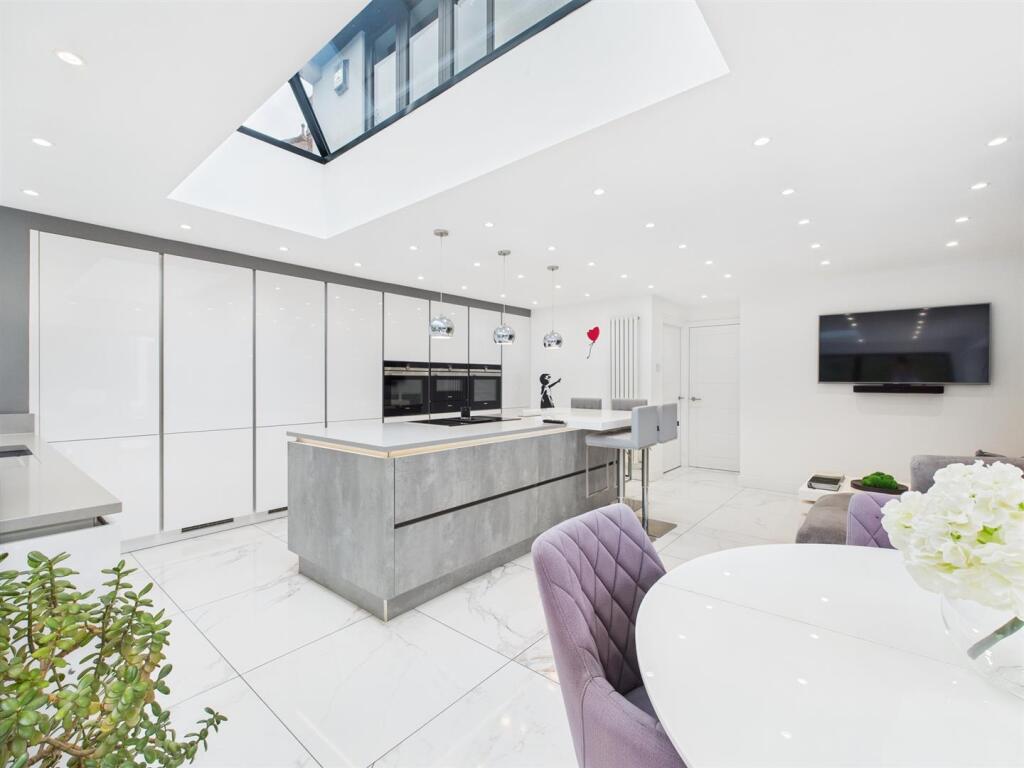 Dining Kitchen/Family Room