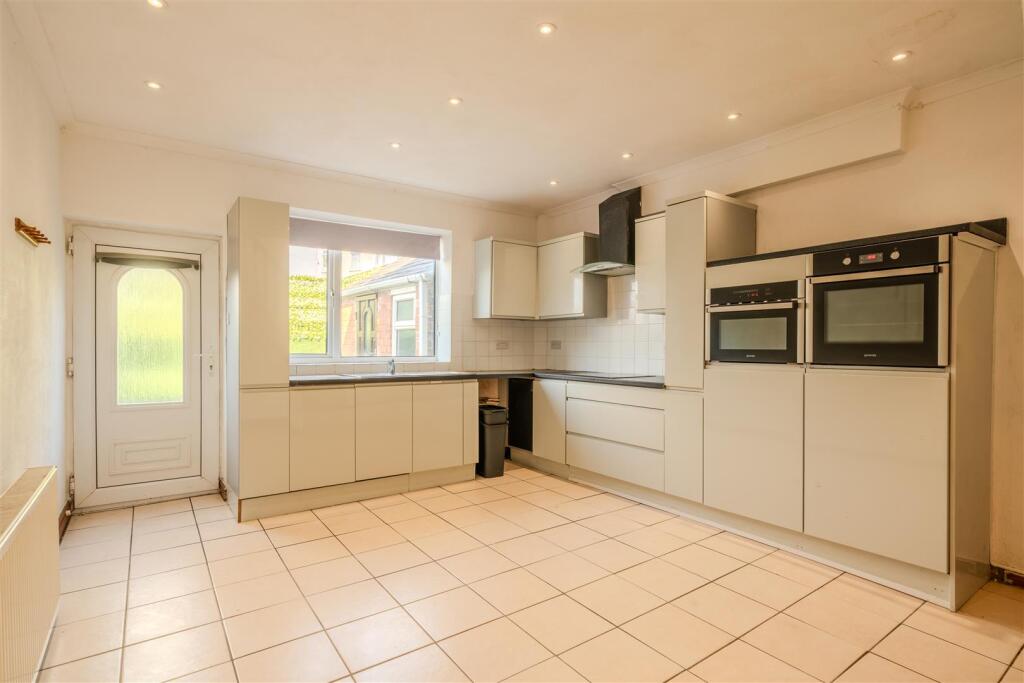 20 Bank Street-114.jpg