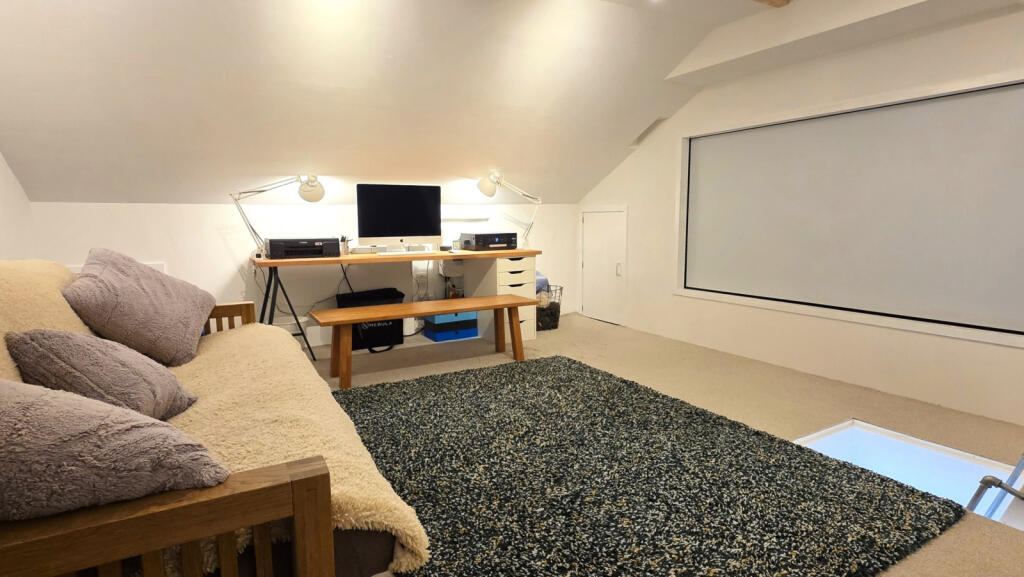 LOFT