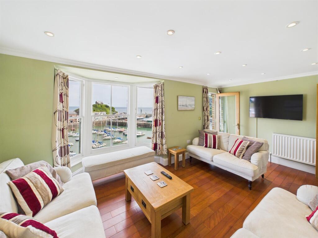 Living Room (1)
