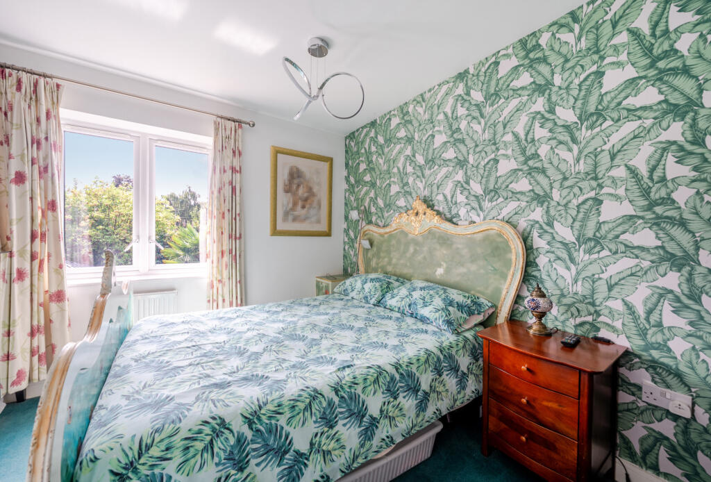 1333745-20-689353...